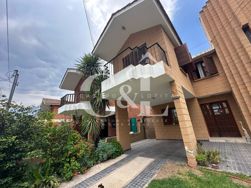 Ph De 3 Dormitorios Con Pileta En Santa Rita Del Lago, Villa Carlos Paz