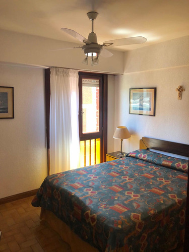 Imagen 8 de 14 de Departamento Frente Al Mar - Dos Amb C/coch Venta