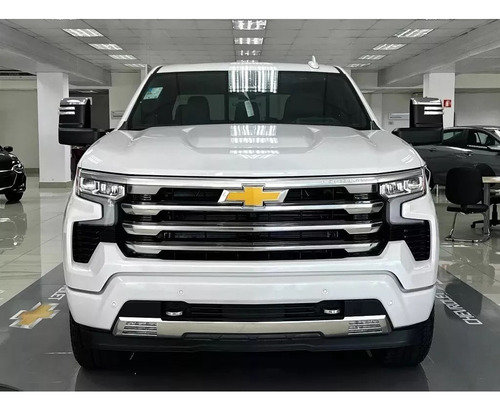 Chevrolet Silverado 5.3 V8 High Country