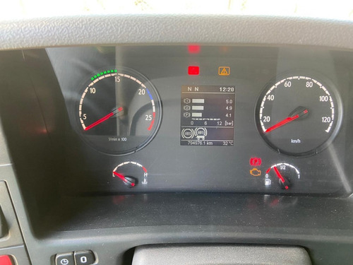 Scania P 360 4x2 La