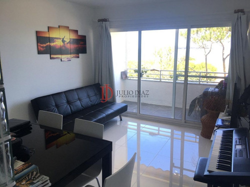 Imagen 1 de 10 de Apartamento En Primera Linea De La Mansa Reciclado Con Vista