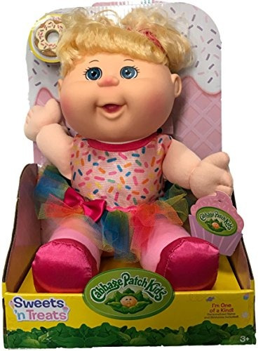 Cabbage Patch Kids Sweets .n Treats Baby Doll (rubia, Ojos A