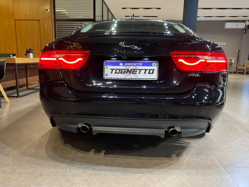 Jaguar Xe R-sport 2.0 Turbo 2016