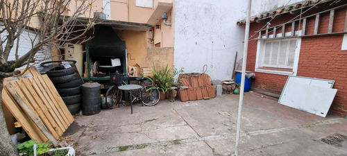 En Venta En Loma Hermosa Casa De 3 Ambientes Garage Patio + Depto 2 Amb F: 9143