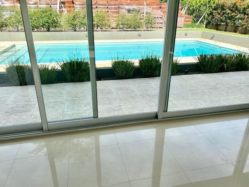 Imagen 5 de 10 de Departamento - Villa De Mayo