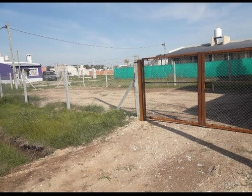 Imagen 2 de 2 de Terreno C/escritura En Barrio En Pleno Desarrollo