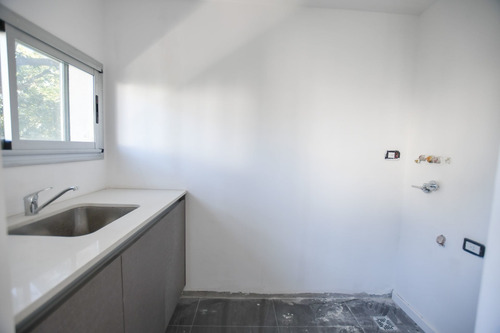 Imagen 18 de 21 de Departamento De 2 Dormitorios En Venta, City Bell
