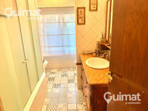 Imagen 11 de 13 de Casa En Venta - 3 Dormitorios, Gran Cocina, Jardin, Parrilla, Viva La Naturaleza En Plena Capital.