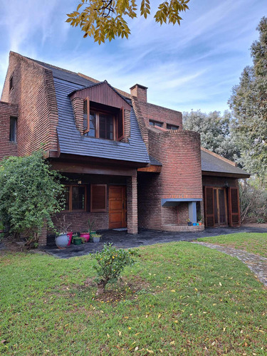 Venta Casa Country San Carlos 250 M2