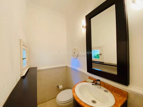Casa En Venta De 3 Dormitorios En Barrio Privado, Laguna Blanca