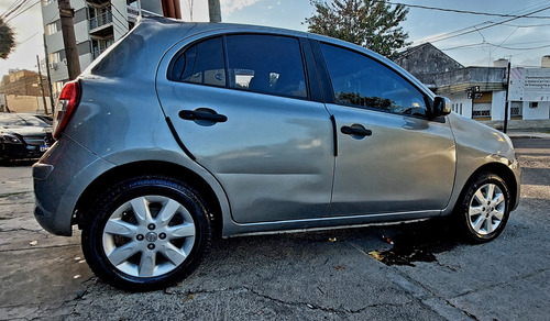 Nissan March 1.6 Visia Plus 107cv