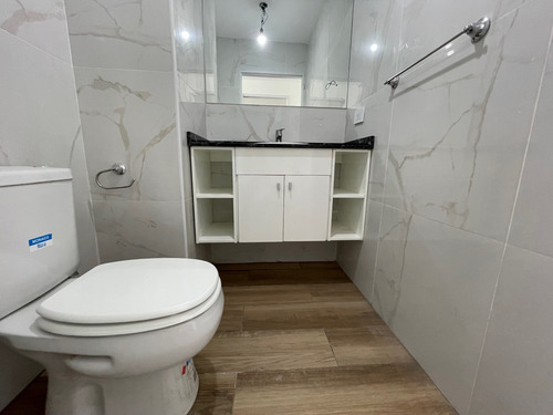 Departamento De 2 Ambientes A Estrenar Con Balcon Terraza Y 2 Baños