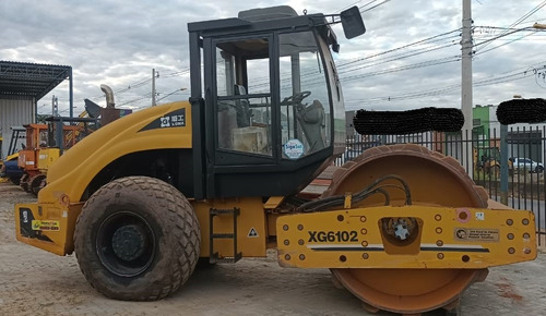 Rolo Compactador Xgma Xg6102