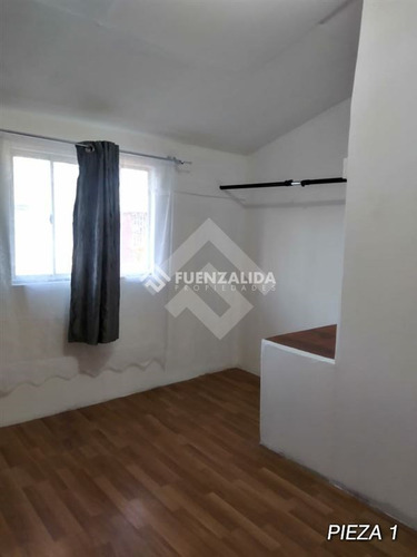 Casa En Venta De 2 Dorm. En Puente Alto
