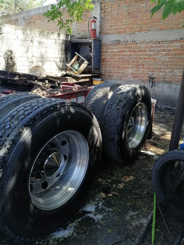 Imagen 12 de 12 de Camion Freightliner Century 2007