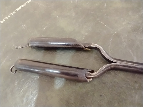 Imagen 2 de 7 de Antigua Pinza De Barbero Para Enrular Bigotes