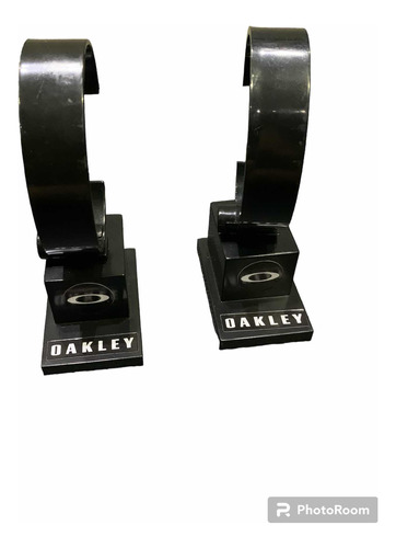 Expositor Oakley