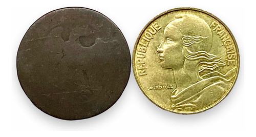Lote De 2 Monedas Francia 10 Y 20 Céntimos Antigua Y Actual (Usado)