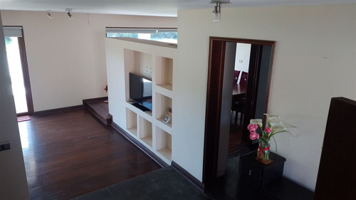 Vendo Parcela Con 5 Dorm. En Agarrobal Ii/chicureo