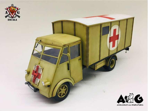 Vehículo Camión Ambulancia Renault 1/35