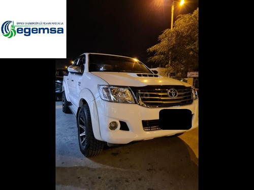 Toyota Hilux Srv 2013