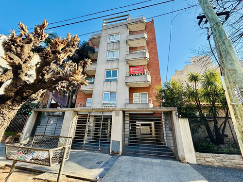 Venta Dpto 2 Amb, Balcón Y Cochera Morón