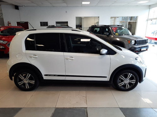 Imagen 5 de 15 de Volkswagen Up Cross 2017