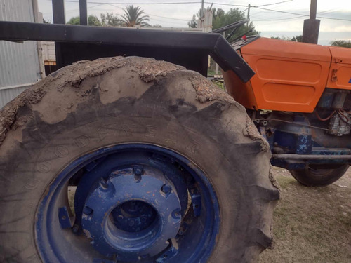 Tractor Fiat 650