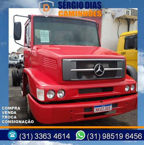 Caminhão Mercedes Bens L1318