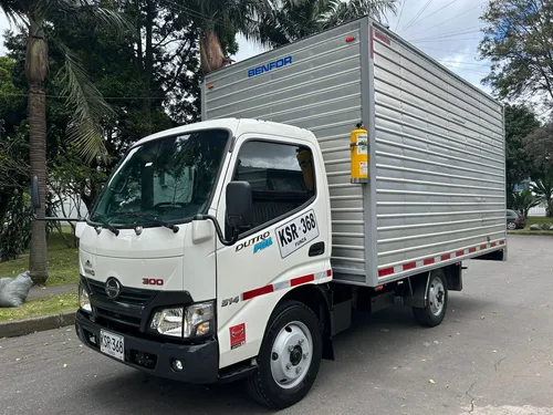 Hino Xzu-640l 4.0 Mt Diesel Furgón