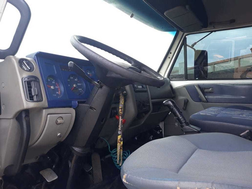 Vw 18310 Titan 6x2 Ano 2005 Com Ar Condicionado