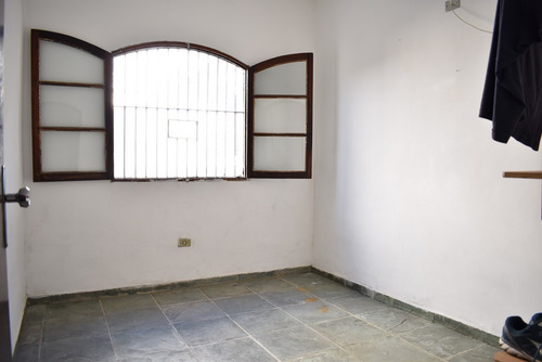 Imagem 13 de 14 de Casa Térrea Com Edícula À 400 M Da Praia À Venda Em Peruíbe.