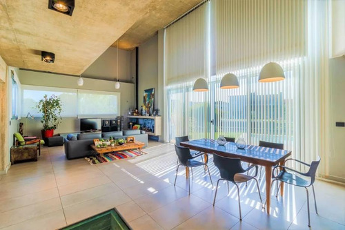 Casa En Venta En Nuevo Quilmes
