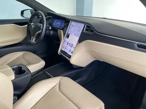 Tesla Model S 75d