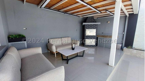 Edel Vargas Renta House Tiene  En Venta Hermosa Casa En Cabudare-lara, Urbanismo Ubicado En Plena Avenida Ribereña, A Solo Cinco Minutos Del Este De Barquisimeto Ev