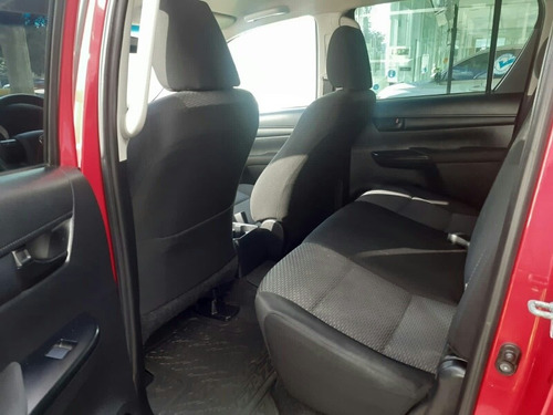 Imagen 7 de 15 de Toyota Hilux 2018 2.7 Cabina Doble Sr Mt