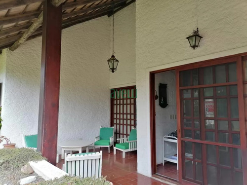Casa Quincho, Económica Para Pasar Sus Vacaciones. !! Consulte!!