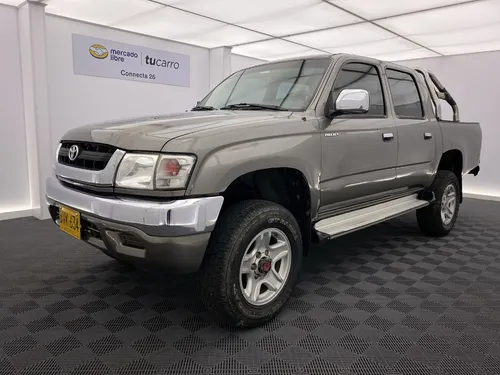 Toyota Hilux 2.4 Ex
