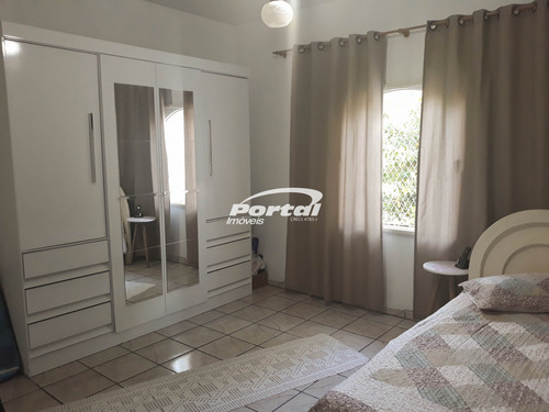 Imagem 10 de 19 de Casa 03 Dormitórios Sendo 01 Suíte E Demais Dependências. - 35711320v