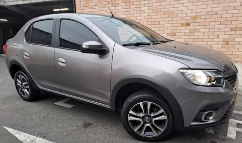 Renault Logan 1.6 Privilege / Intens