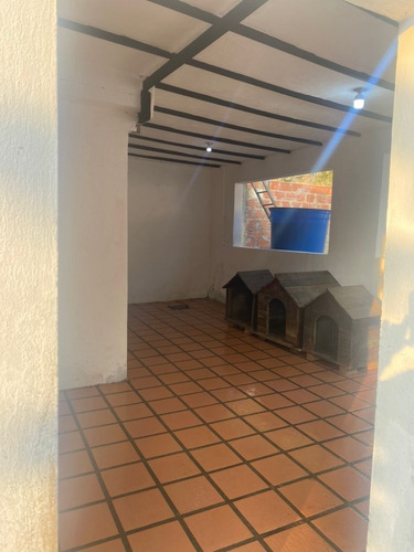 Imagen 8 de 10 de Casa En Venta En El Junquito, Urb Ibero Americano