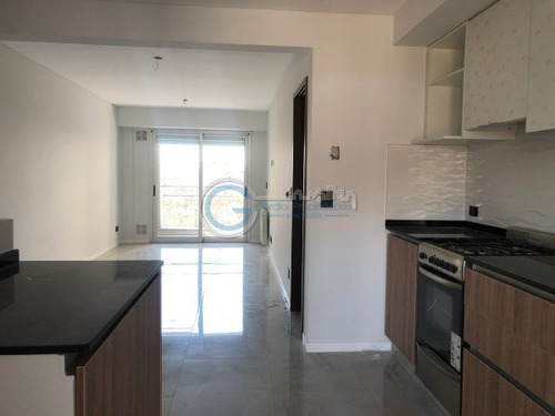 Semipiso Un Dormitorio A Estrenar. Balcon Al Frente Y Contrafrente Con Parrillero. Con Cochera .amenities En Terraza Vista Al Rio. Salta 1200