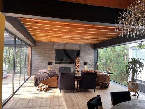Casa En Venta En Avándaro