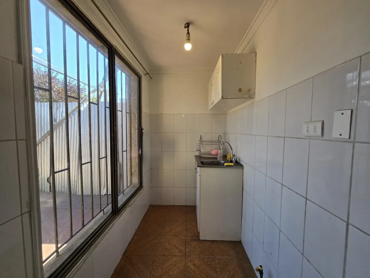 Imagen 5 de 12 de Casa 2d/1b Comodoro Guesalaga (terreno Con 2 Casas)