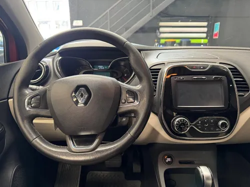 Renault Captur 2.0 Intens Automática