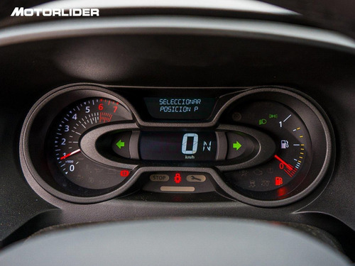 Imagen 22 de 25 de Renault Oroch 1.3t Intense At Ex. Full | Permuta / Financia