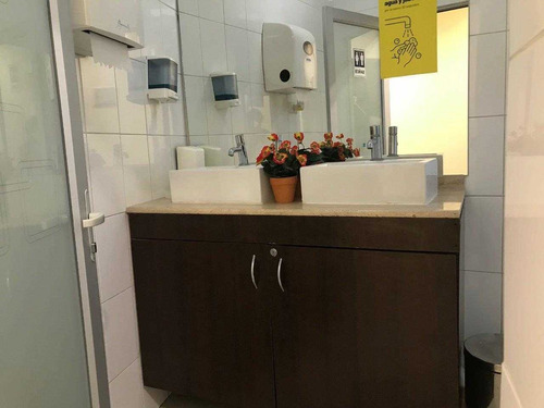 Imagen 14 de 17 de Impecable Oficina O Consulta Médica. Patente Y Seremi