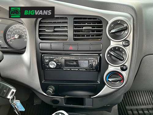 Kia Bongo 2.5 K2500 4X2 Rs Turbo S/ Carroceria 2P