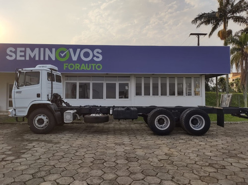 Imagem 4 de 7 de Mercedes 2726