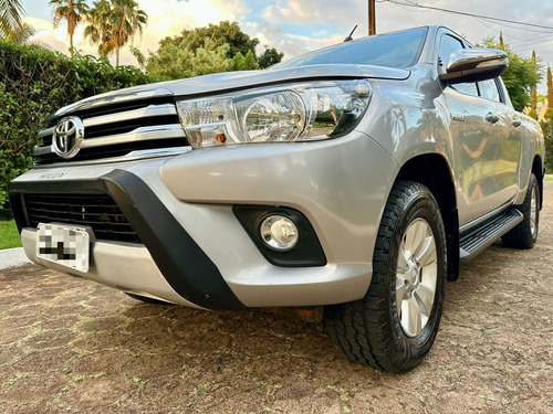 Toyota Hilux 2.8 Tdi Srv Cab. Dupla 4x4 Aut. 4p